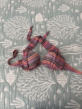 VENUS STRIPED MULTI COLOR SIZE C BATHING SUIT TOP